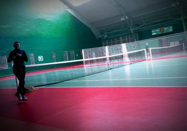 Криті тенісні корти. Фото: tennisterin.com