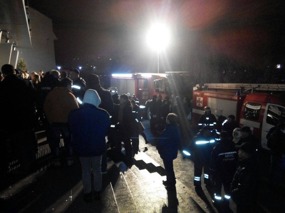 Новина - Події - Пожежа у нічному клубі Львова: госпіталізовані 14 людей