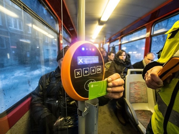 Новина - Транспорт та інфраструктура - Закон прийняли: коли чекати електронний квиток у транспорті  Львова