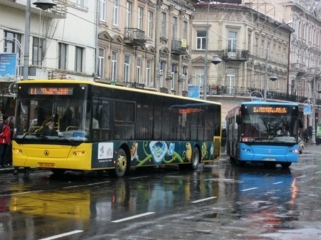 Новина - Події - Поїхали: Львів отримав 25 нових низькопідлогових автобусів "Електрон"