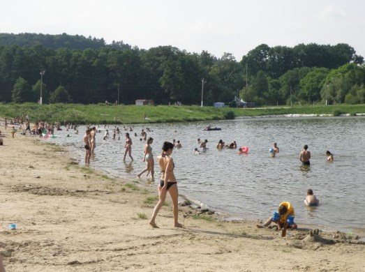 Новина - Події - Медпункт, чисте дно та реконструкція пляжу: як готують до сезону водойми Львівської області