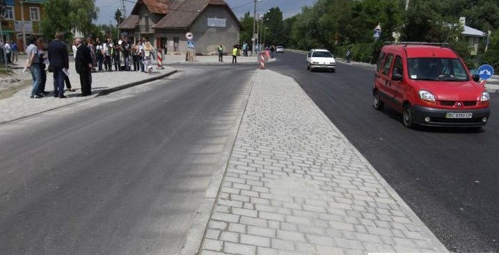 Новина - Транспорт та інфраструктура - Водіям на замітку: в центрі Львова змінилася схема руху