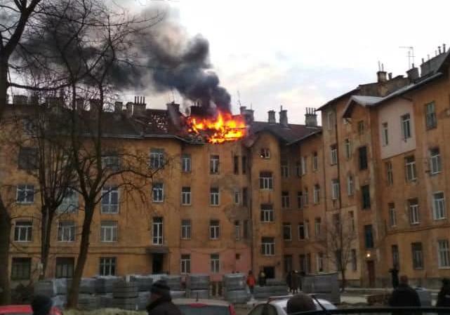 На Городоцькій у Львові сталася пожежа. Фото "Варта 1".