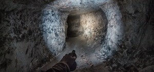 Неймовірні фото: краєзнавці спустилися в унікальну підземну криївку