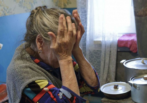 Прикидався правоохоронцем: у Львові псевдополіцейський пограбував пенсіонерку фото