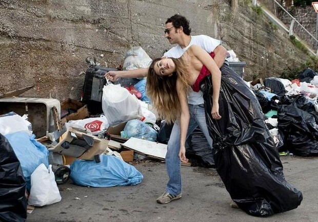 Туристи не винні: у Львові стало більше сміття фото