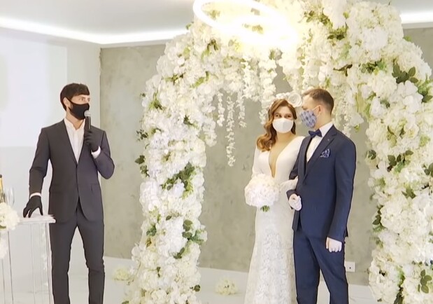 Відео: у Львові відбулося перше в Україні онлайн-весілля фото
