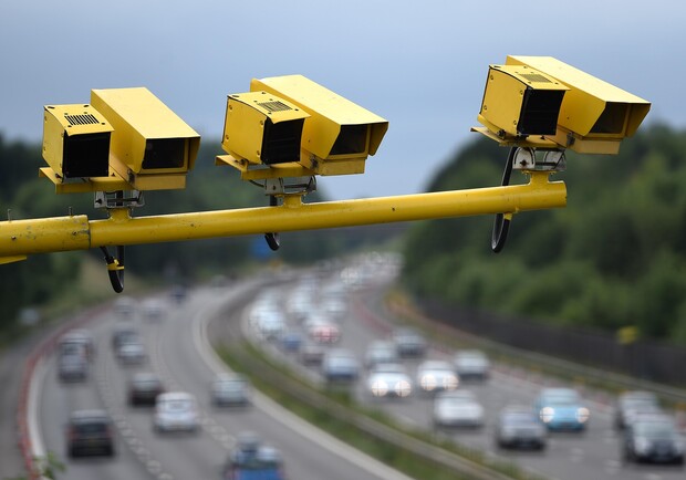 Не сховаєшся: на Львівщині встановлять 5 камер з автофіксацією порушень на дорозі фото