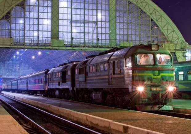 Дізнайся: коли в Україні відновлять транспортне сполучення фото
