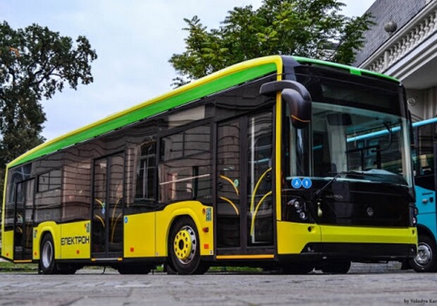 Один із львівських автобусів змінить маршрут. Фото: Володимир Караїм.   