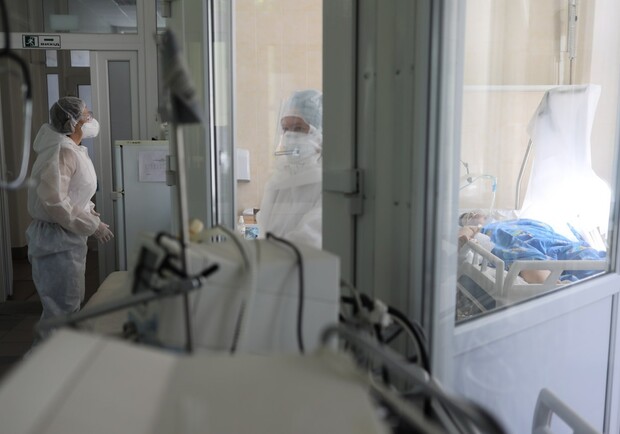 В лікарнях Львова ще двоє людей померло від COVID-19. Фото: Роман Балук