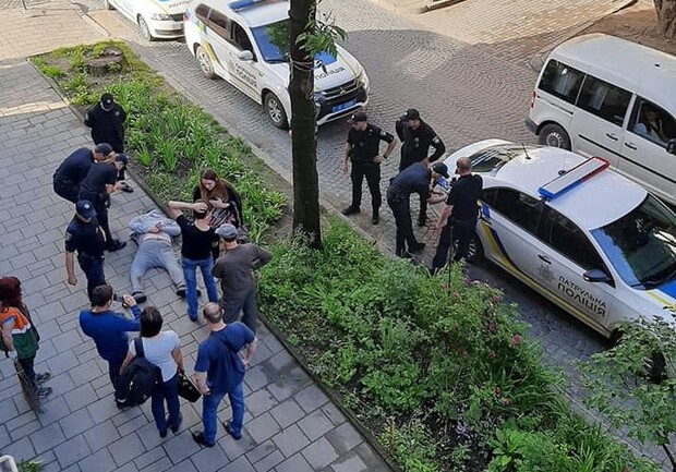 У Львові затримали п’яного хулігана. Фото: Ігор Зінкевич