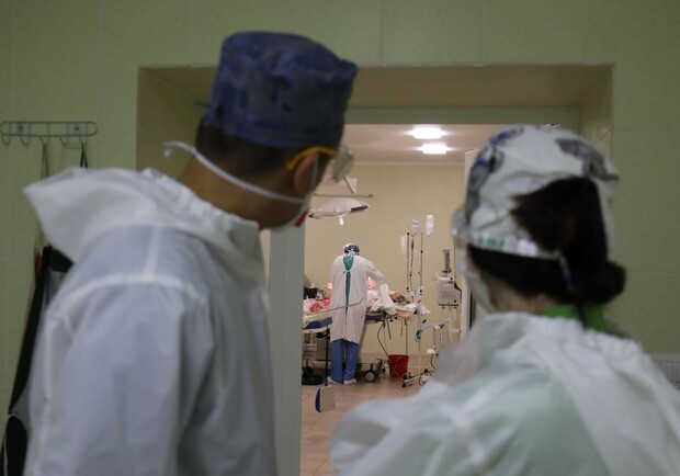 У Львові 11 працівників лабораторного центру захворіли коронавірусом. Фото: Роман Балук