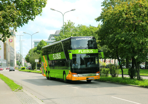 Автобусний перевізник FlixBus запустив нові міжнародні рейси через Львів. Фото: FlixBus 