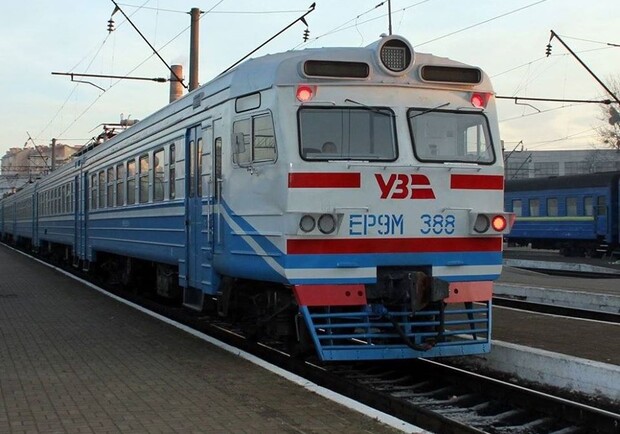 Укрзалізниця відновлює курсування приміських потягів Львівщиною. Фото: "Укрзалізниця"
