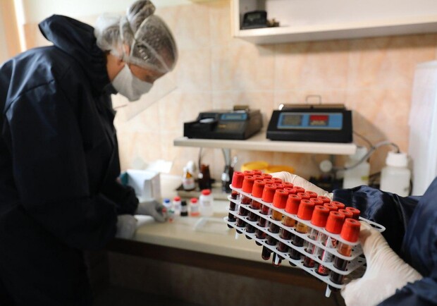 Не позаздриш: українець втретє захворів на коронавірус. Фото: Львівська міськрада.