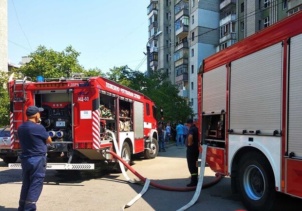 Мешканців будинку евакуювали. Фото: Гаряча лінія міста Львова