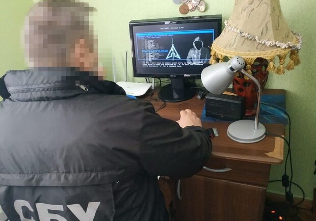 На Львівщині викрили хакерів, які викрадали і оприлюднювали персональні дані. Фото: СБУ