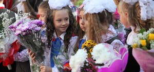 Без букетів і кульок: яким буде День знань у львівських школах