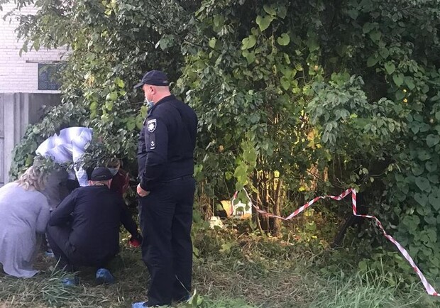 У Залізничному районі Львова виявили труп жінки. Фото поліції