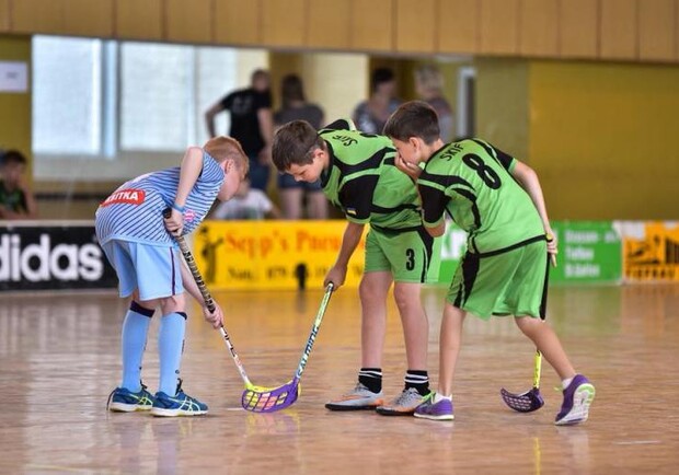 Є відповідь: коли запрацюють спортивні секції і гуртки у львівських школах. Фото: Dity.lviv.ua.