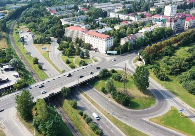 У Львові планують облаштувати Середнє транспортне кільце з розв’язками. Фото умовне: скріншот з влогу Андрія Білого