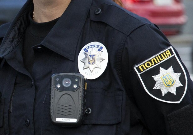 У Львові звільнили і оштрафували патрульного, який вимагав хабар у п’яного водія. Фото: korrespondent.net