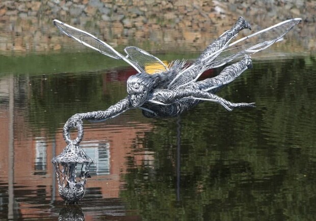 Ванадали пошкодили скульптуру біля озера у Винниках. Фото умовне: varianty.lviv.ua