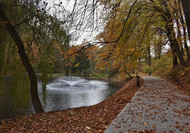 У львівському ботанічному саду реконструювали водойму. Фото: Львівська облдержадміністрація