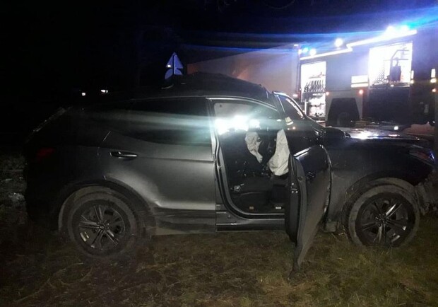 На Львівщині насмерть розбився водій Hyundai. Фото поліції