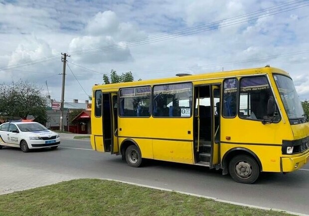 Внаслідок ДТП з двома маршрутками у Львові постраждали двоє дітей. Фото поліції (умовне)