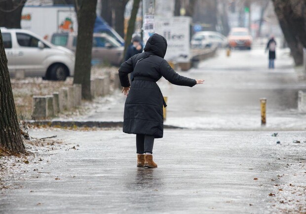 Львів’ян попереджають про туман та ожеледицю. Фото: rbc.ua (умовне)