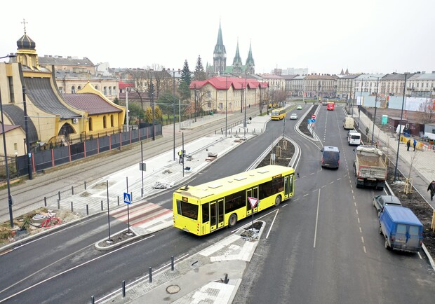 Як змінилася вулиця Чернівецька після реконструкції. Фото: Христина Процак