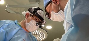 Ювелірна робота: львівські хірурги вперше самостійно пересадили серце