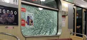 Не поздоровится: что грозит хулиганам, бросавших камни в поезда метро