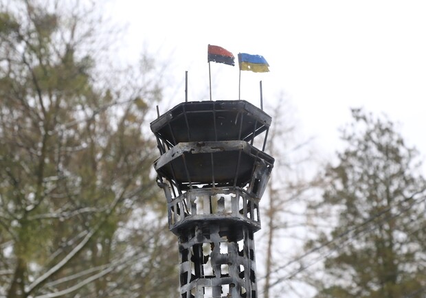 У Львові відкрили копію диспетчерської вежі Донецького летовища. Фото: Володимир Скоростецький
