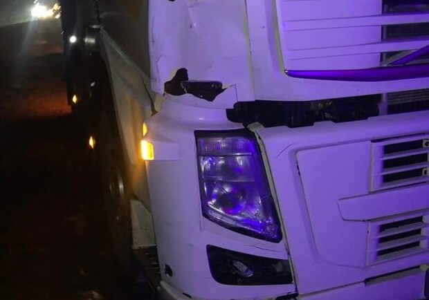 Біля Львова неподалік села Пасіки-Зубрицькі вантажівка насмерть збила жінку. Фото: поліції