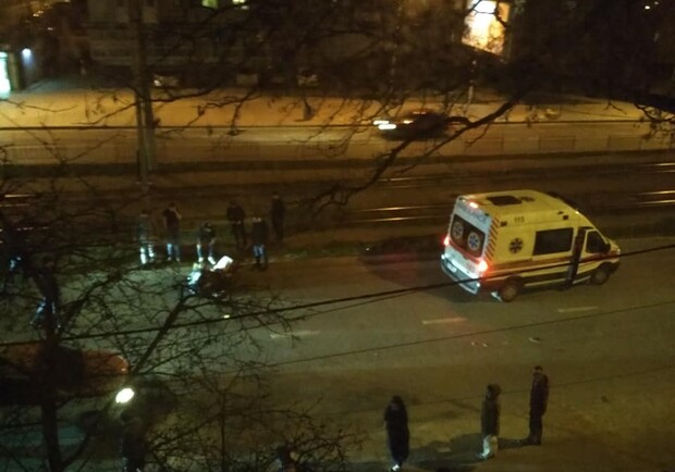 У Львові на пішохідному переході збили людину. Фото: Варта1