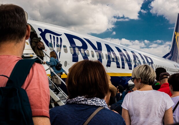 Влітку Ryanair запустить 10 нових рейсів зі Львова. Фото: unsplash.com