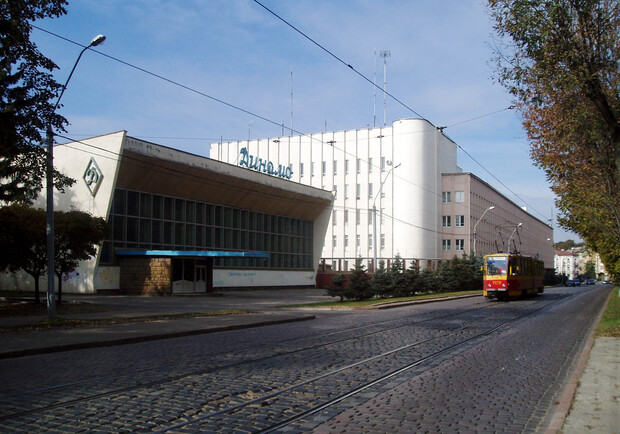 Вулицю Вітовського реконструюють. Фото: Вікіпедія