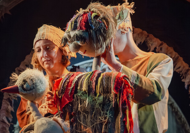 Афіша театру "І люди, і ляльки" 