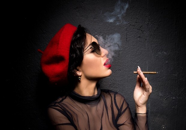 Дорога звичка: скільки грошей витрачає на цигарки середньостатистичний львівський курець. Фото: unsplash.com (умовне)