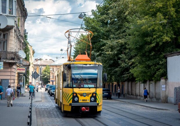 Чи будуть діяти старі проїзні абонементи у львівському електротранспорті. Фото: Львівська міська рада