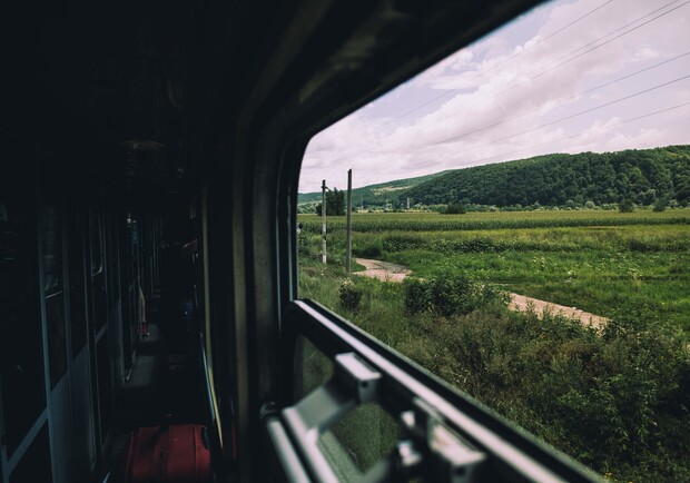 З 1 липня між Львовом і Черкасами знову почне курсувати поїзд. Фото: pexels.com