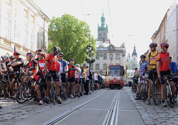 Об'їжджай: 12 червня через масштабні велозмагання у Львові перекриватимуть рух. Фото: By Edelweiss.