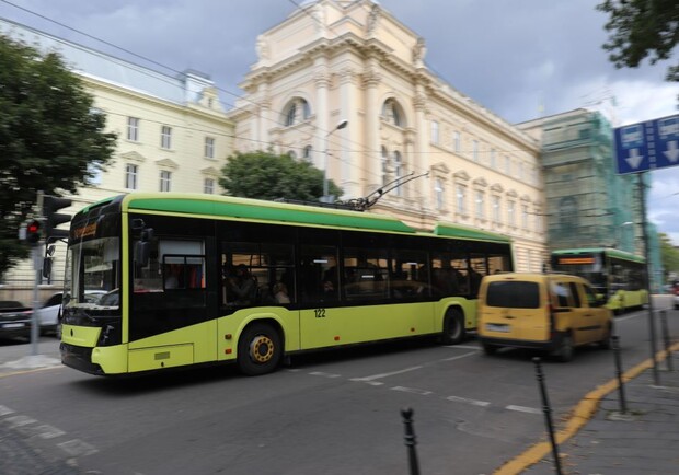 У Львові не курсують два тролейбусних маршрути. Фото: Роман Балук