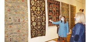 РОСТЕ ДРЕВО. Виставка народного і декоративного мистецтва Наддніпрянщини XVІІ-середини ХХ ст.