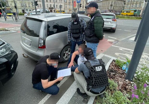 У Львові на хабарі затримали прокурора. Фото: dbr.gov.ua