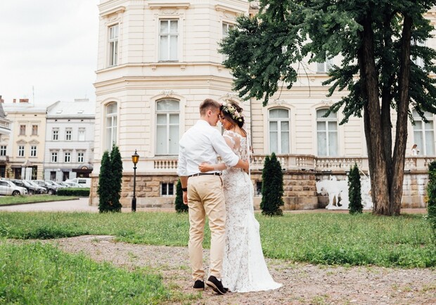 Вперше за 20 років: у Палаці Потоцьких уклали шлюб. Фото: Василь Шевчук. 