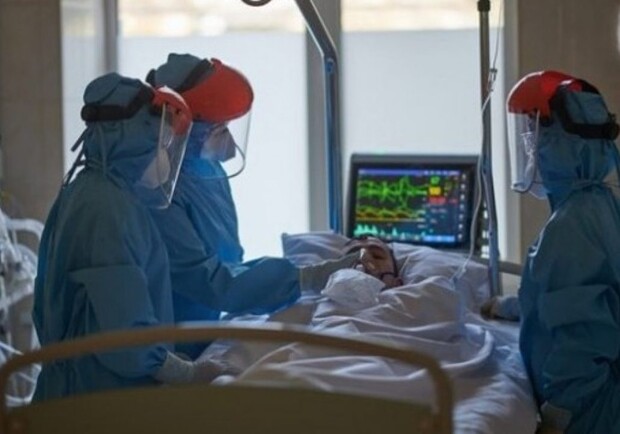 На Львівщині зафіксували першу смерть від коронавірусного штаму «Дельта». Фото (умовне): tsn.ua
